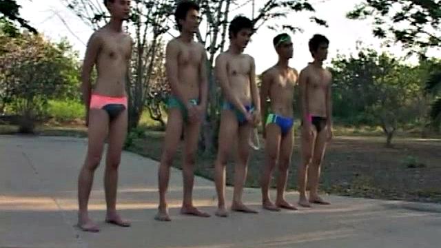 Amateur Asian twunk gets destroyed