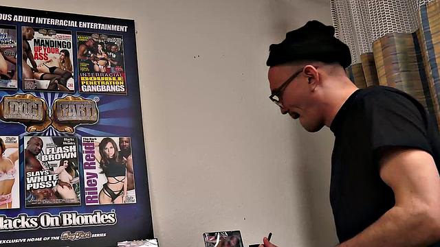 Horny Kira Noir Cumpilation pt.2 - DogfartNetwork