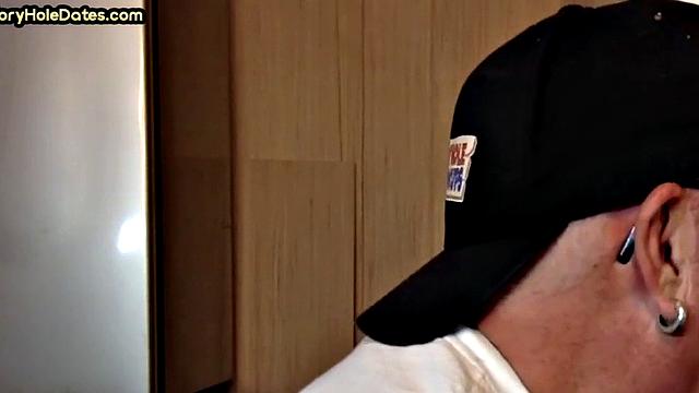 Greedy amateur gloryhole DILF sucks in homemade closeup