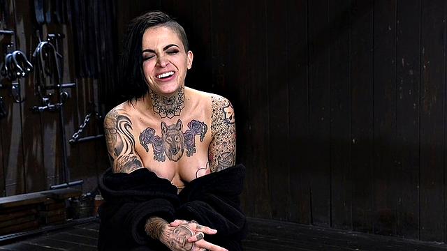 BDSM inked sub suffers clothespinned with Hitachi