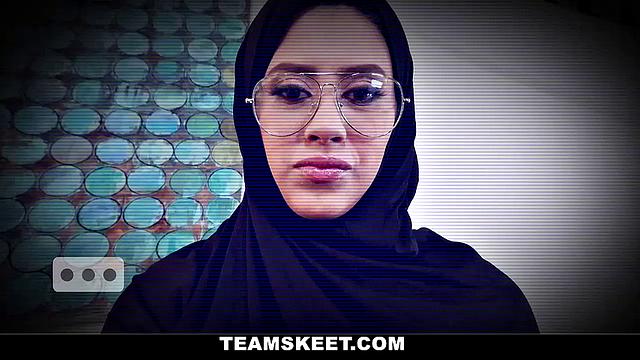 Tiny Muslim Teens Lives the Anal Dream