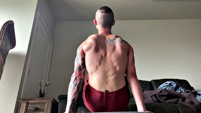 Ripped jock jerks in solo before dildoing ass