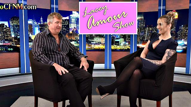 CFNM tv reporter pleases guest cock