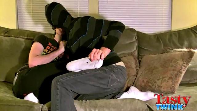 Tristan & Aron: Boys Tickle & Kiss