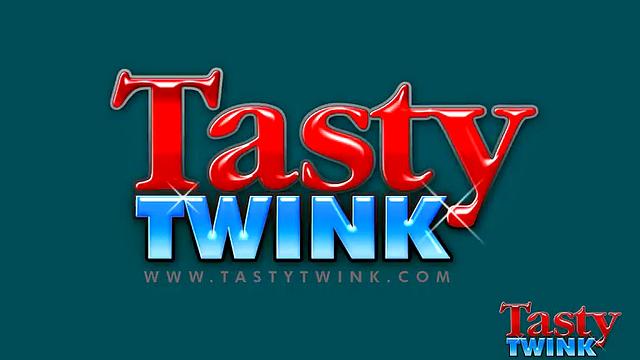 Tristan & Aron: Boys Tickle & Kiss