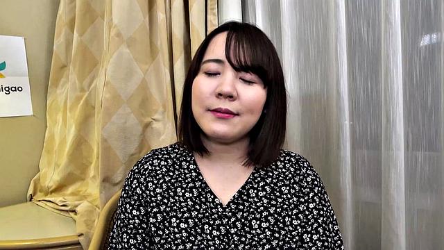 Narumi Soeda in first onscreen love making in our hotel in Tokyo