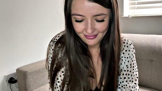 Solo babe talks humiliative 4 losers with tiny dickie