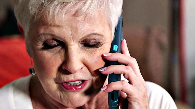 Jewel sucks and fucks 20-something cock