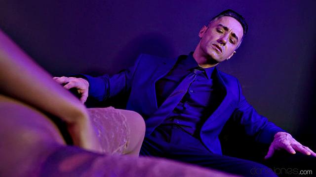 His irresistible mistress