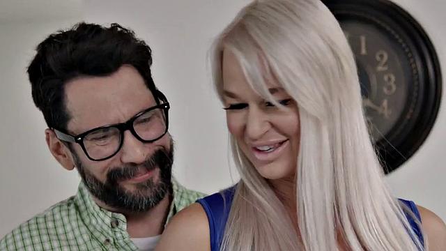 Nympho MILFs spreading cunt