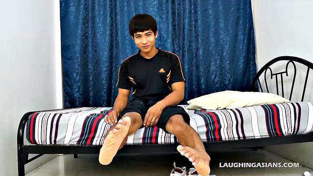 Jesse's Boy Feet Solo