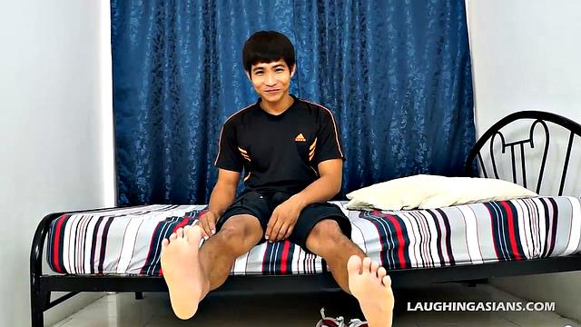 Jesse's Boy Feet Solo