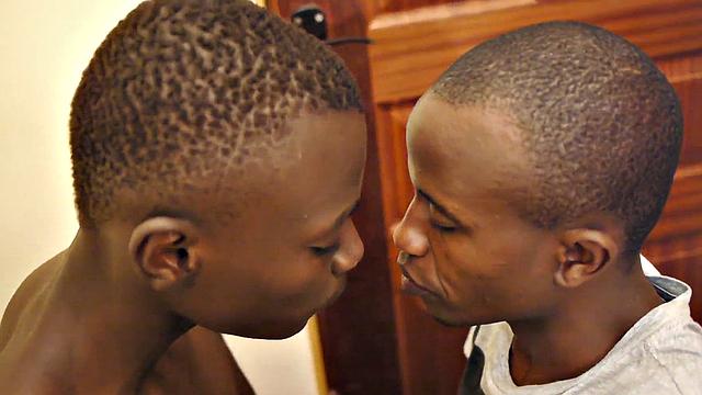 African amateur twink gets nailed in skinny ass