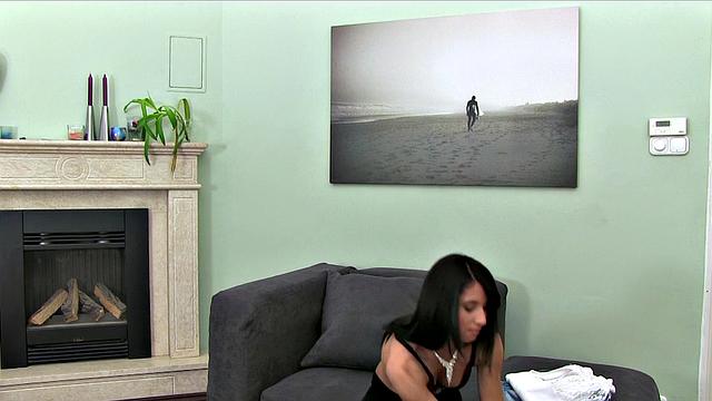 Bounced-haired babe bounces her tight pussy on hard agent's rod