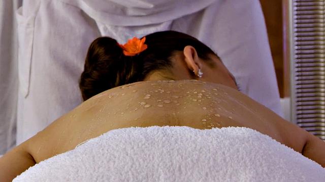 WAM big-titted babe fucked by masseur on the table