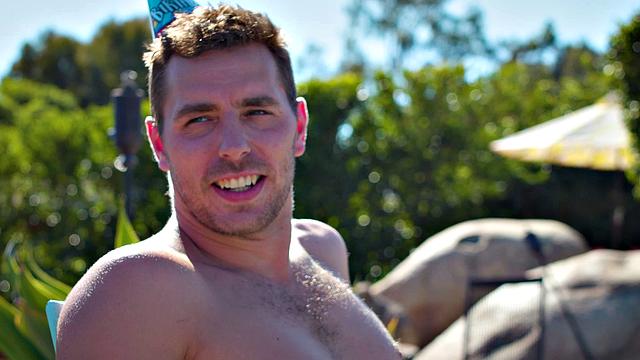 Gorgeous Birthday Hunk Flip Fucks Hot Daddy - Roman Todd, Carter Woods