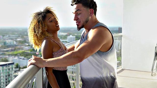 Kinky MILF in high heels gets her pussy licked & fucked hard in the bedroom