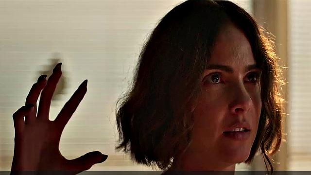 Kinky celebrity Crystal Reed strips down and shows off her naked butt