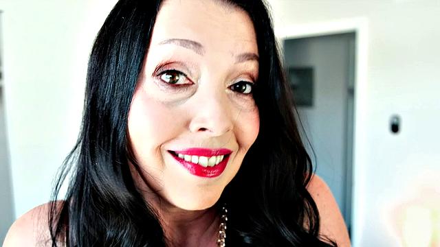 Halcyon sucks and fucks!