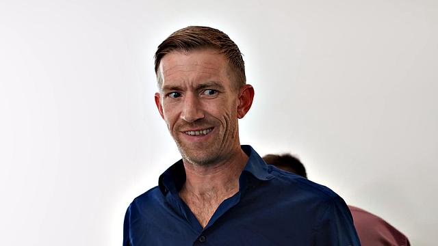 Squirting loving 21yo babe with BF's mate