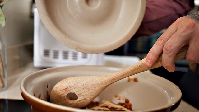 Squirting loving 21yo babe with BF's mate