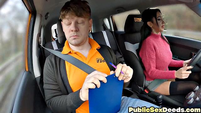 Big-titted cougar learns cockriding