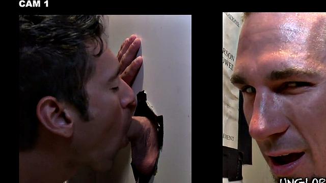 Straight amateur caught at gloryhole