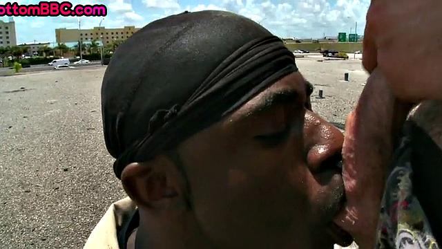 Picked up ebony riding cock outdoor after blowjob