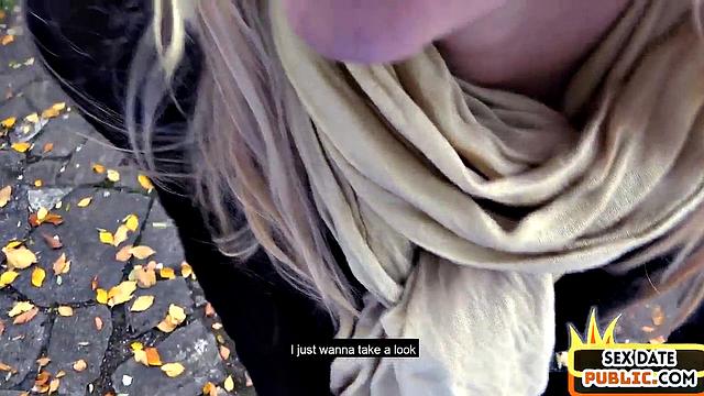 Public babe BJ fucked by her sex date after outdoor sucking