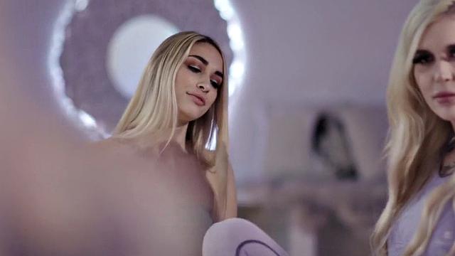 Tattooed TS babe enjoys kissing with small boobs girlfriend