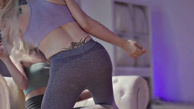 Tattooed TS babe enjoys kissing with small boobs girlfriend