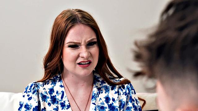 Kinky GILF onvinces MILF To Have a Threesome With Her