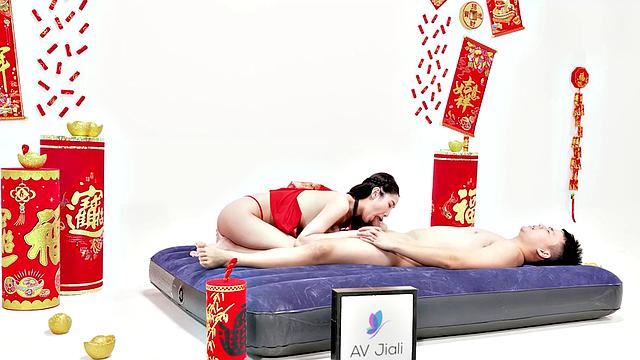 Li Er Fucks The Winner Of The New Year's Game Show