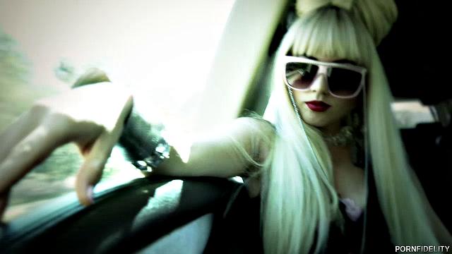 лексии белл сходит с ума по огромным сиськам кэлли в жарком тройничке