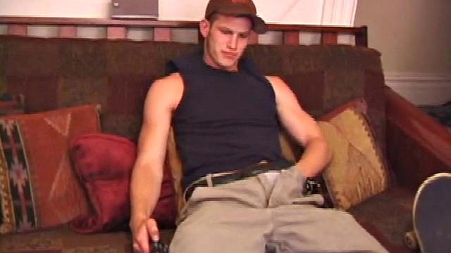 Kyler has been waiting for his big debut. A hot mid-westerner, the young man works construction and skates at the job site in the evenings. After working all day long and boarding, Kyler needs to unwind with a little personal time.