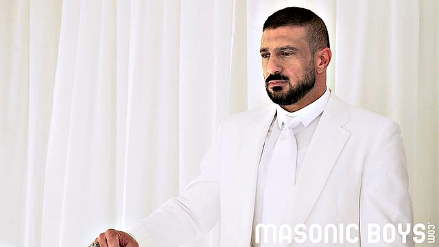 APPRENTICE DEVALL Chapter 1 - Interview