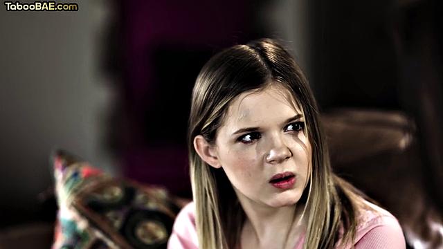 21yo lesbian pussyfingered by MILF