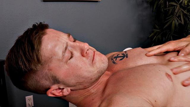 Hunk Masseur Dicks Down Muscly Stud - Chris Blades, Brandon Anderson - NextDoorTaboo