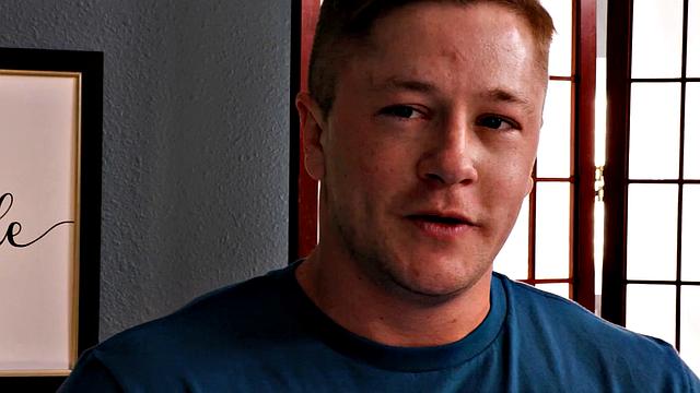 Hunk Masseur Dicks Down Muscly Stud - Chris Blades, Brandon Anderson - NextDoorTaboo