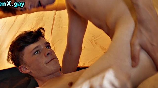 Twunk bareback fucked outdoors under tent by skinny BF