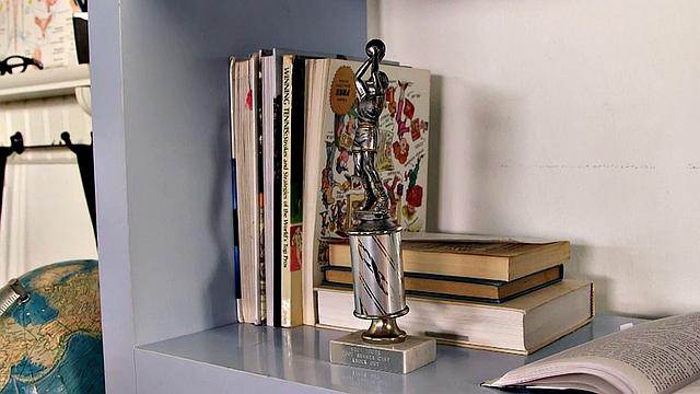 худенькая кейси коул дразнит учителя и ловит сперму на лицо