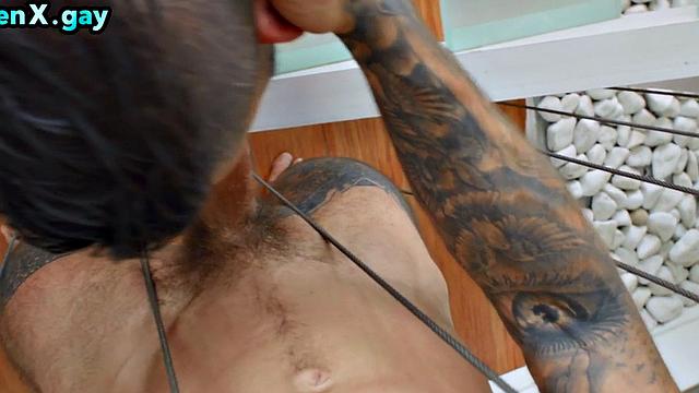 Manly jock barebacks deepthroating guy in ass at home