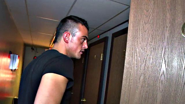 College sucked by twink gloryhole