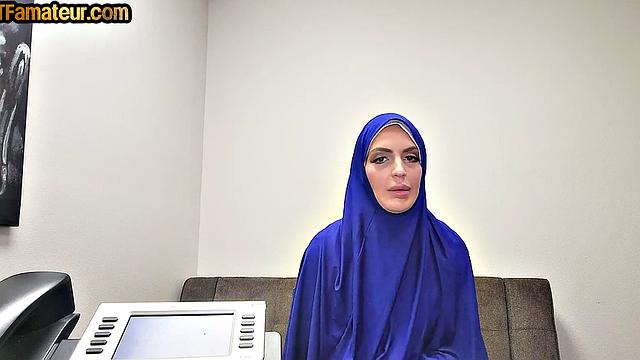 Big amateur Arab MILF in hijab gets doggystyled in POV