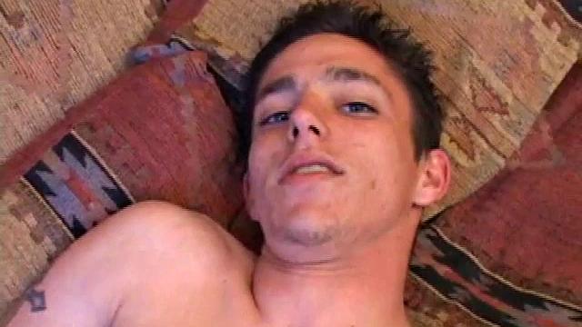 Shawn Cage pulls out his dick and starts to suck on it. He manages to get into positions that allow his cock to reach his mouth. After a hot self-sucking stroke show, Shawn squeezes out a warm load right into his mouth.