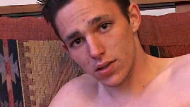 Shawn Cage pulls out his dick and starts to suck on it. He manages to get into positions that allow his cock to reach his mouth. After a hot self-sucking stroke show, Shawn squeezes out a warm load right into his mouth.