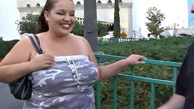 Chunky BBW Elizabeth Shows Huge Rolls