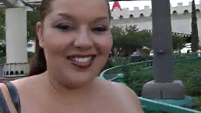 Chunky BBW Elizabeth Shows Huge Rolls