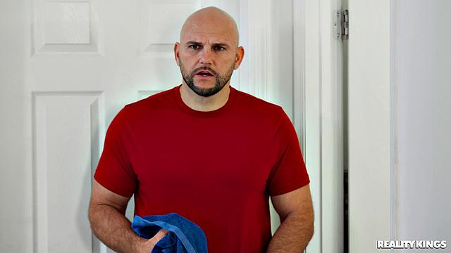 summer vixen соблазняет jmac своим скользким задом на кухне