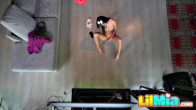 Mia Fingering Pussy Filming on Top